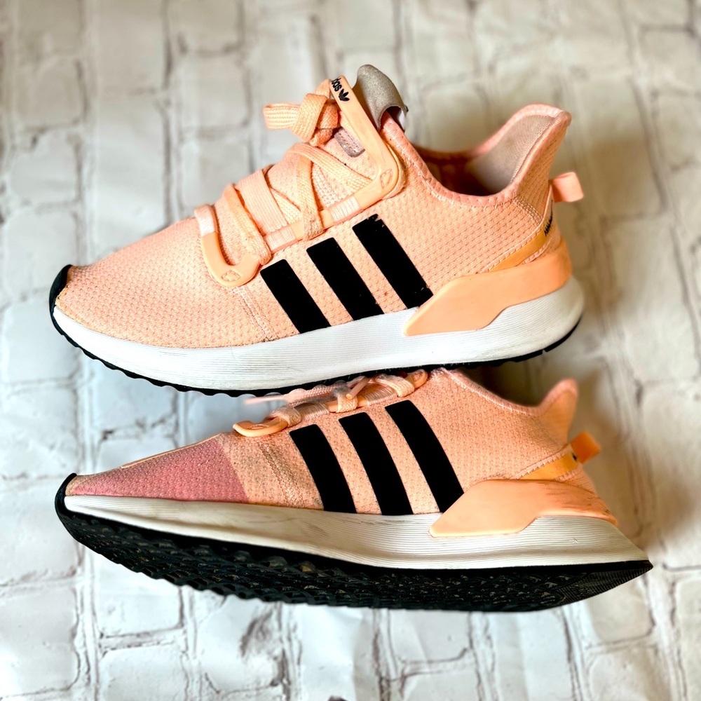 Adidas Womens sneakers